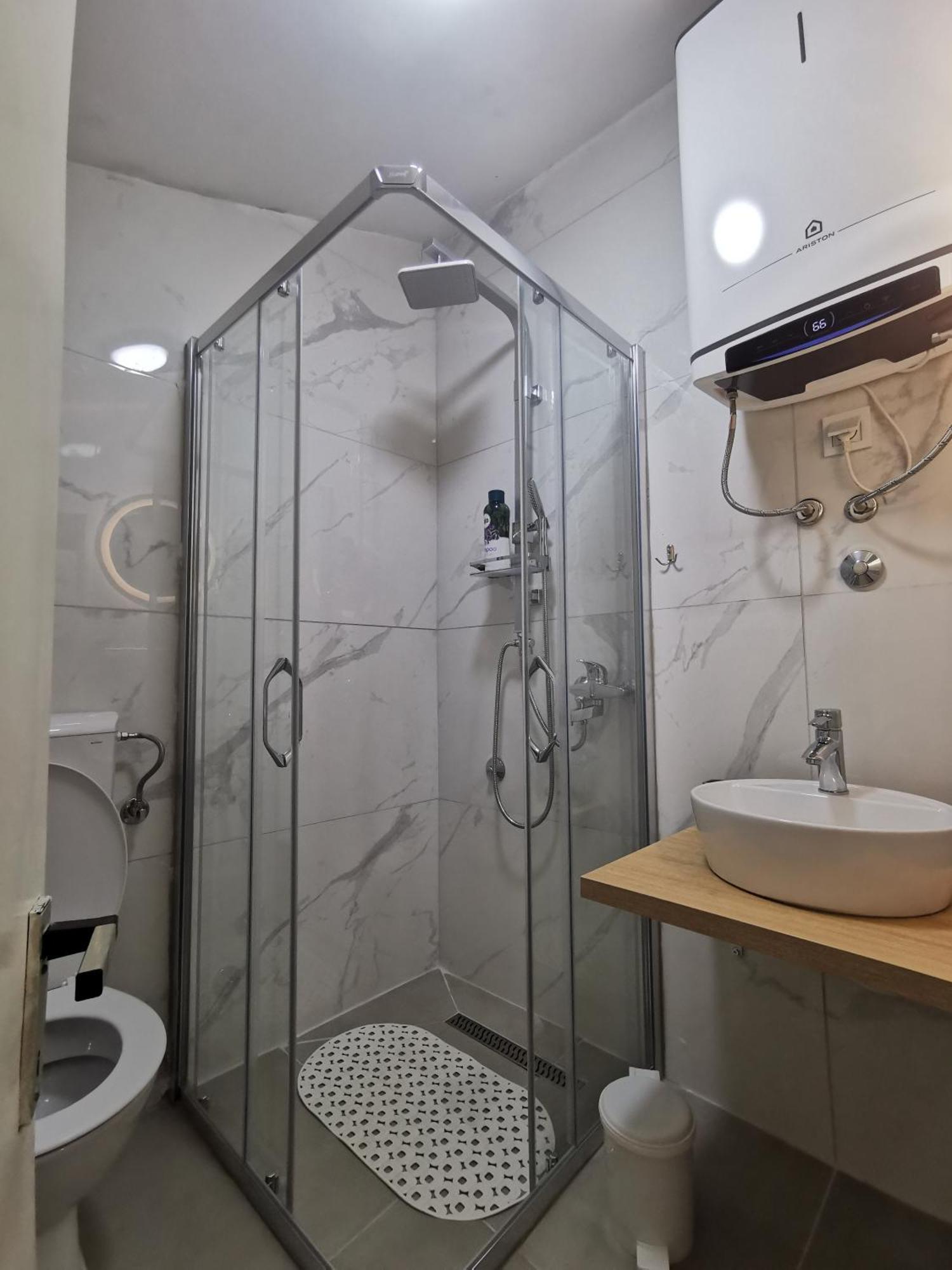 Apartment Quiet - Serviced *