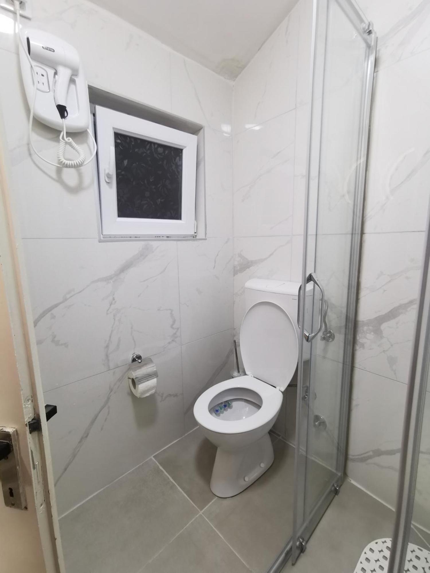 Quiet - Serviced Apartment